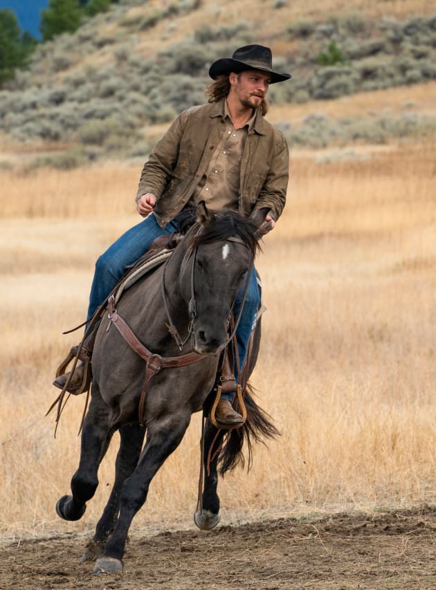Yellowstone Round Table Is John S Run For Governor A Good Idea Tv Fanatic