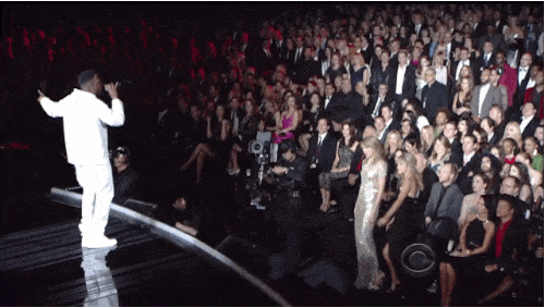 Taylor Swift Dancing at the Grammys