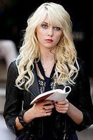 Jenny Humphrey, Gossip Girl Season 4 Episode 6