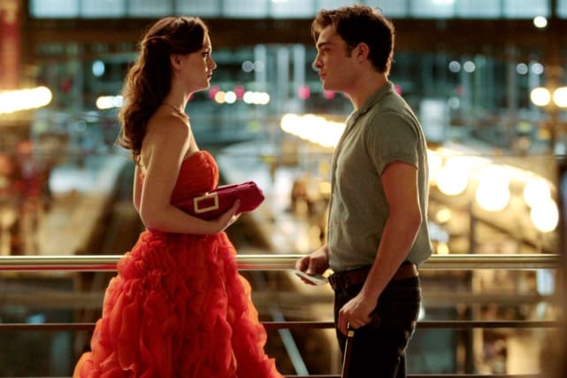 Chuck trades Blair for his hotel - Gossip Girl