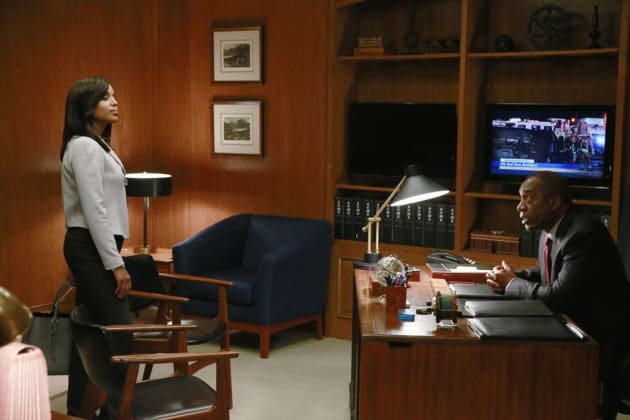 Rachel Ponders - Titans Season 3 Episode 9 - TV Fanatic