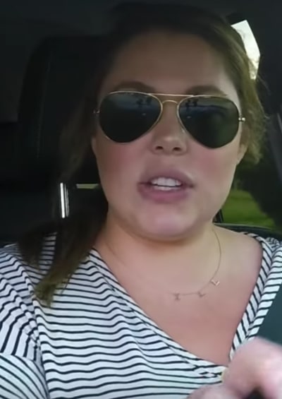 Kailyn in Her Car - Teen Mom 2