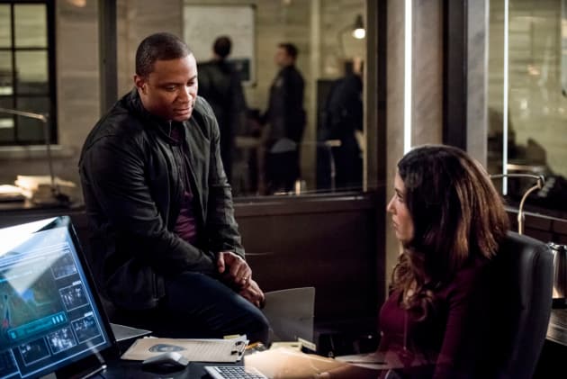 Advice - Arrow Season 7 Episode 4