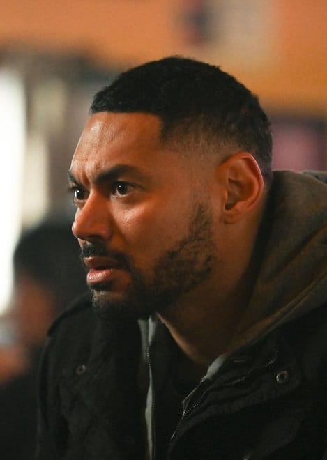 Carlos -tall - Chicago PD Season 10 Episode 19 - TV Fanatic