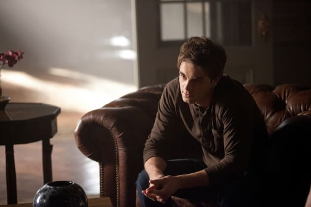 Nathaniel Buzolic as Kol