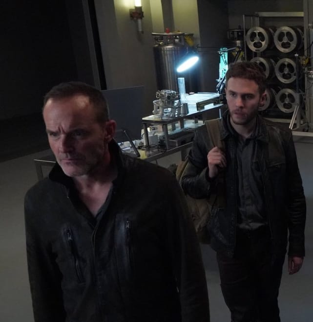 Coulson Exits While Fitz Defrosts? - Agents of S.H.I.E.L.D.