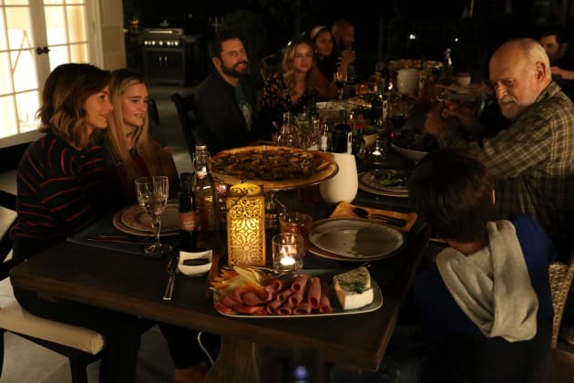 A Framily Feast - A Million Little Things Season 1 Episode 4