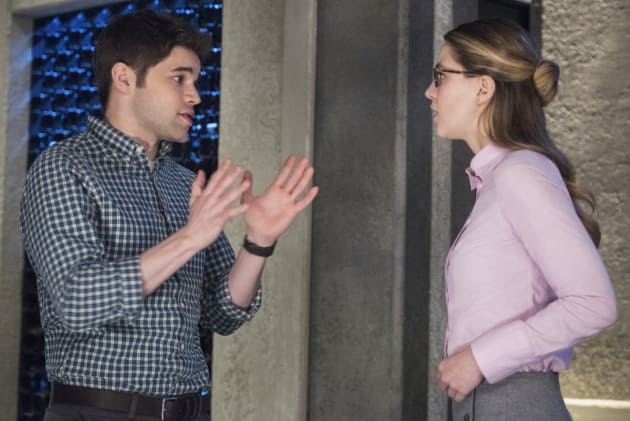 Bad News? - Supergirl Season 2 Episode 19