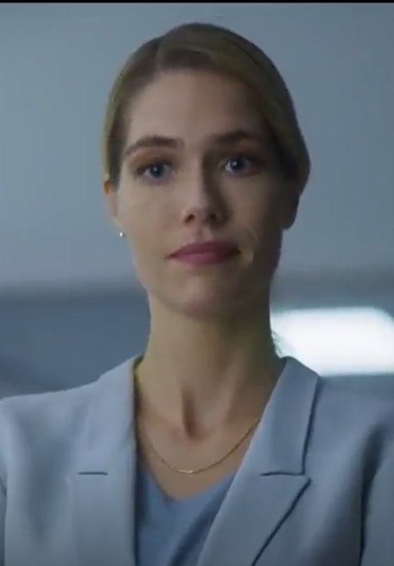 In the Middle - Devils Season 1 Episode 8