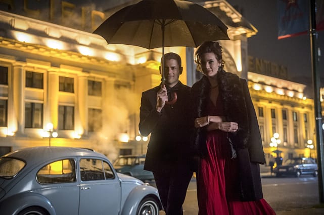 Dating in the soviet union dcs legends of tomorrow
