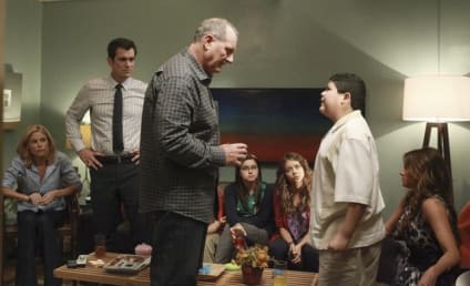 Modern Family Review: "When Good Kids Go Bad"
