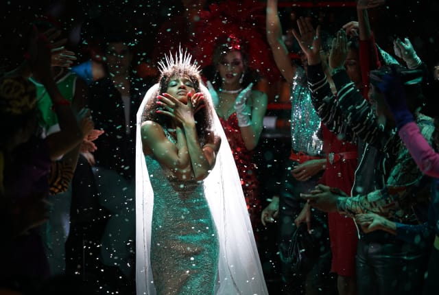 Watch pose online shop season 1