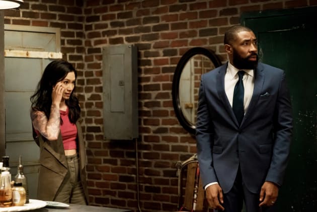 Meet The Parent - Black Lightning Season 3 Episode 4