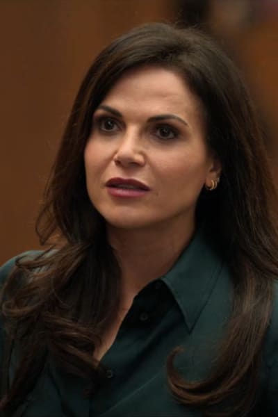Lisa in court - The Lincoln Lawyer Season 2 Episode 5
