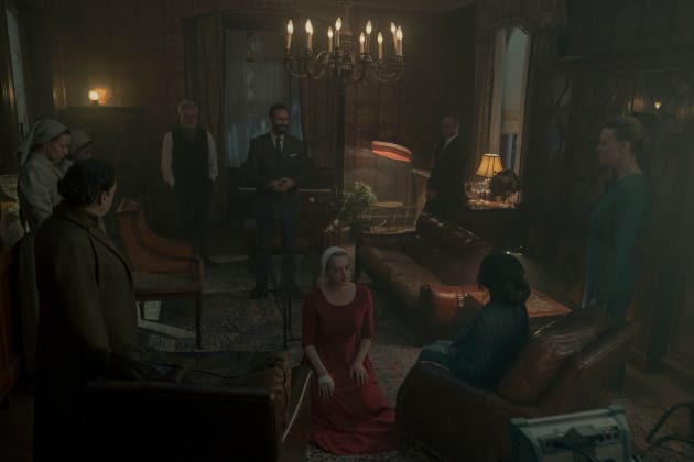 Watch the handmaid's tale deals season 3 episode 10 online