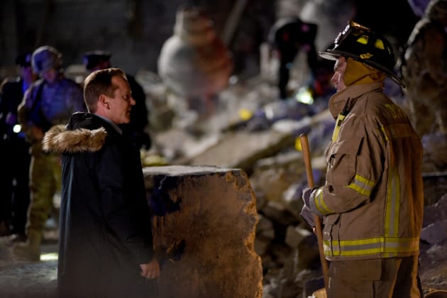 First Responder - Designated Survivor Season 1 Episode 2