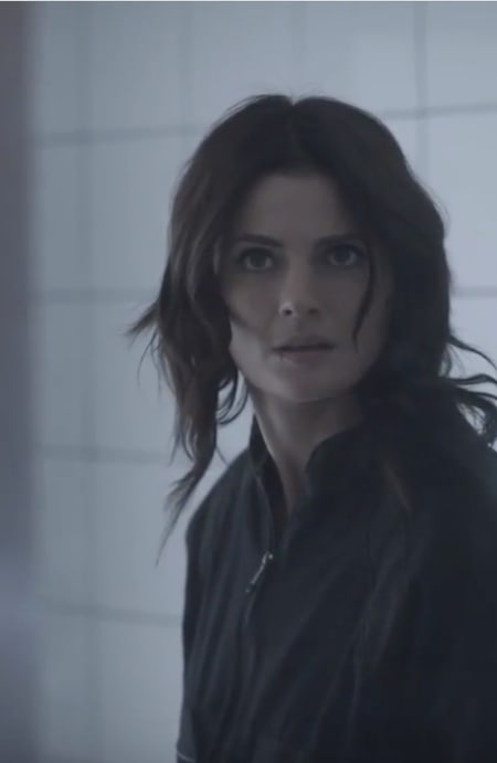 Searching the Complex - Absentia Season 3 Episode 7