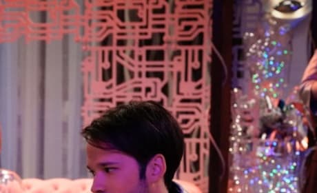 iCarly Season 1 Episode 5: "iRobot Wedding" Photos - TV Fanatic