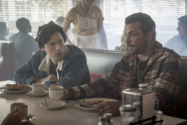 Riverdale s02e08 online cheap