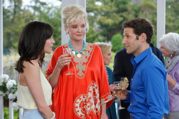Royal Pains Season 2 Episode 2 Cast Royal Pains Scene - TV Fanatic