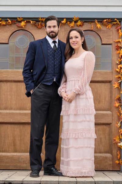 Lucas and Elizabeth Attend the Wedding Together - When Calls the Heart Season 8 Episode 10