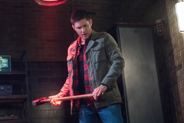 Dean Tries To Destroy The TV - Supernatural Season 13 Episode 16