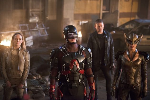 Dc legends of tomorrow season 1 episode store 1 full episode