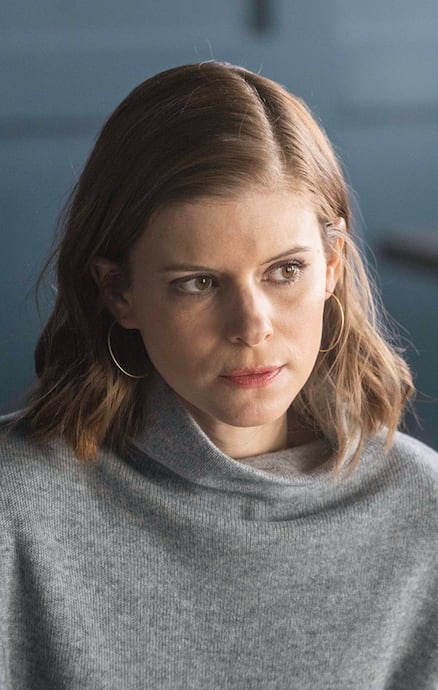 Claire moved on - A Teacher Season 1 Episode 10