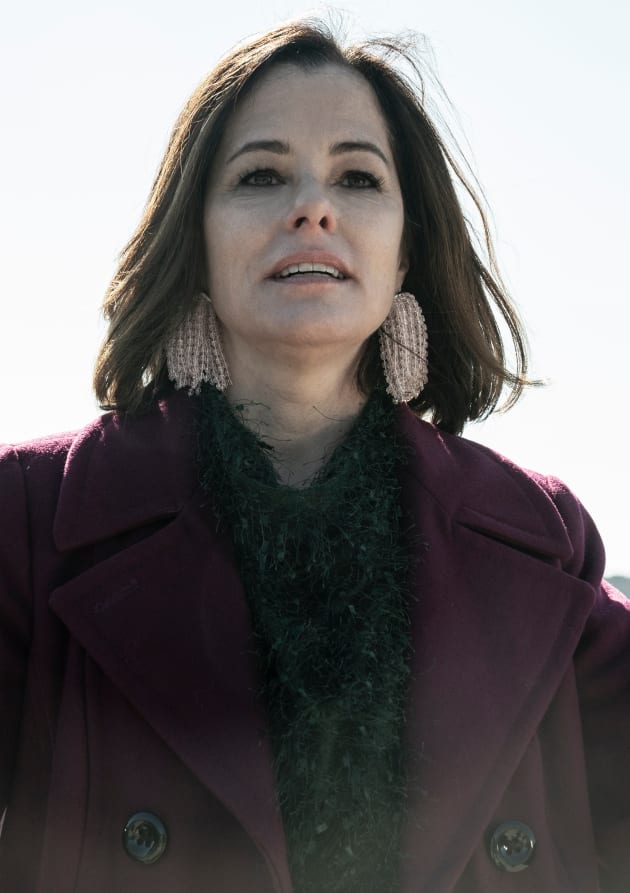 Blair Gets In a Smile - Tales of the Walking Dead - TV Fanatic