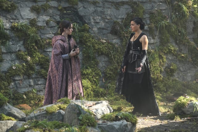 A Partnership? - Once Upon a Time Season 7 Episode 6