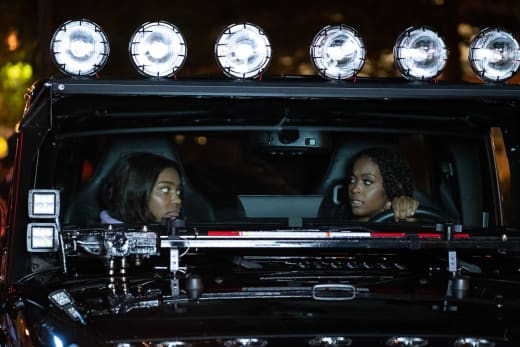 Rebel With A Cause - Black Lightning Season 3 Episode 1