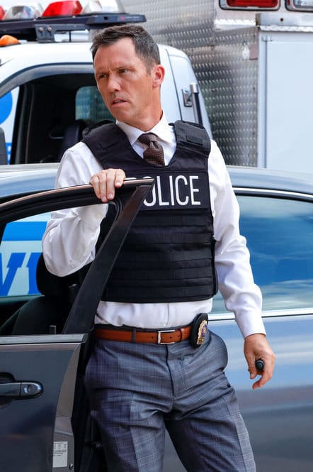 Investigating An Author's Death - Law & Order Season 22 Episode 4
