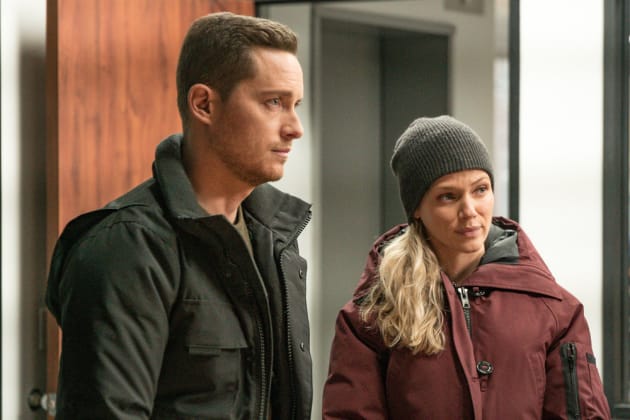 Rollin Up - Tall - Chicago PD Season 8 Episode 6