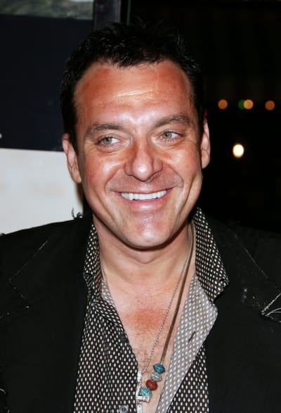 Tom Sizemore to Investigate Hawaii Five-O Team - TV Fanatic