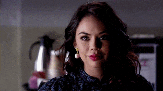Mona Vanderwaal - Pretty Little Liars/The Perfectionists