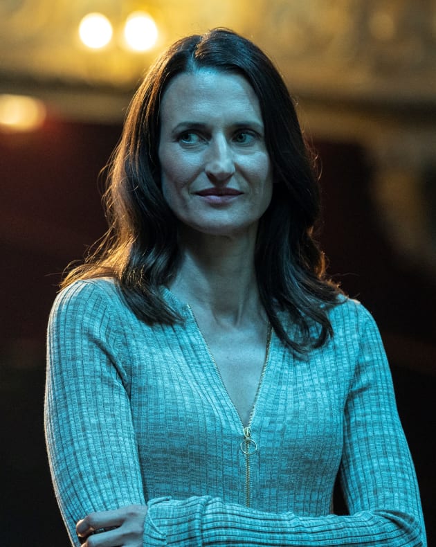 Helene in The Theater - Killing Eve Season 4 Episode 4