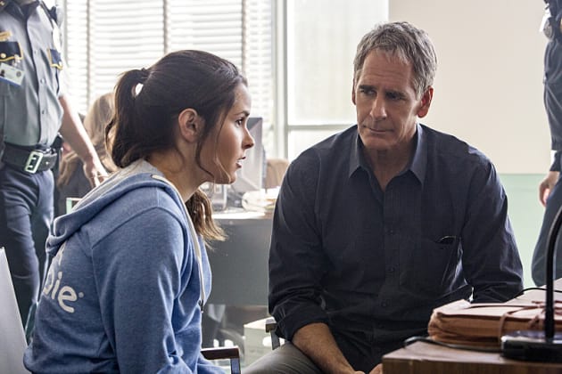 Laurel Is a Target - NCIS: New Orleans