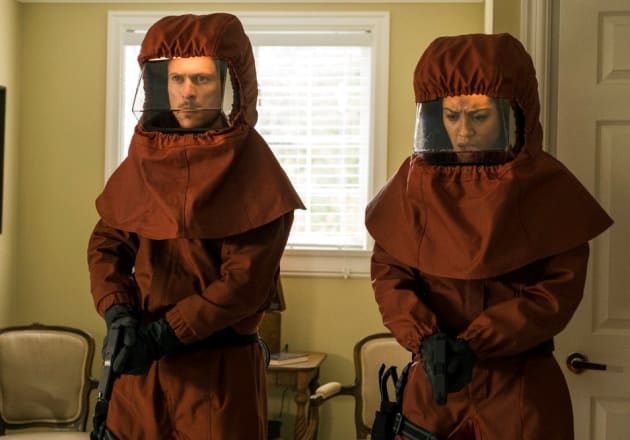 Anti-Contamination Suits for Bryan and Finola - Debris Season 1 Episode 2