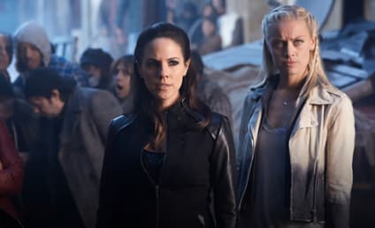 Watch lost girl clearance online
