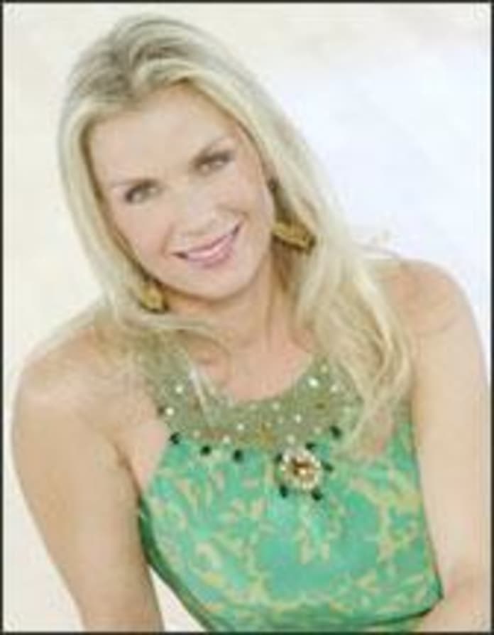 Happy Birthday Katherine Kelly Lang And Bobbie Eakes Tv Fanatic