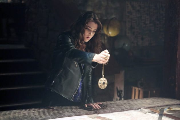 Liv's New Abilities - Constantine Season 1 Episode 1