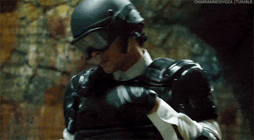 Bellamy Saving Fox's Day - The 100 Season 2 Episode 12