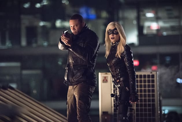 Taking Aim - Arrow Season 3 Episode 21