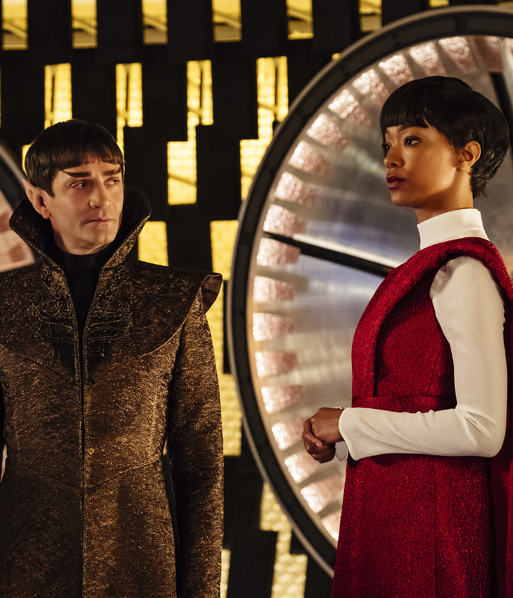 Sarek And Burnham Star Trek Discovery Season 1 Episode 2 Tv Fanatic