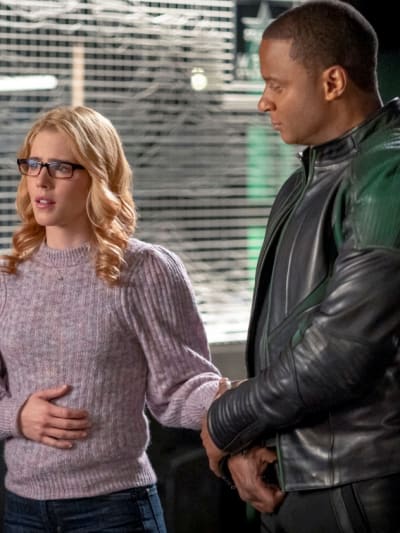 Felicity and Diggle - Arrow Season 8 Episode 10