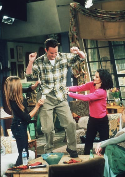 Matthew Perry Chandler Bing Dance Pic - Friends