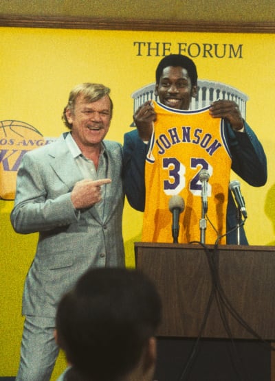 Winning Time Jerry Signs Magic