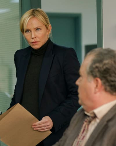 Rollins' Reluctant Witness - Law & Order: Organized Crime Season 3 Episode 22