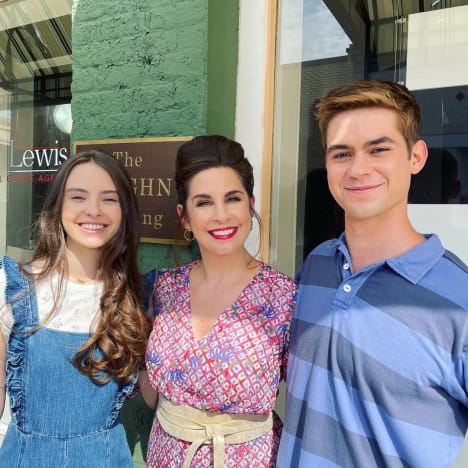 Allison Gabriel and her TV Kids - Sweet Magnolias