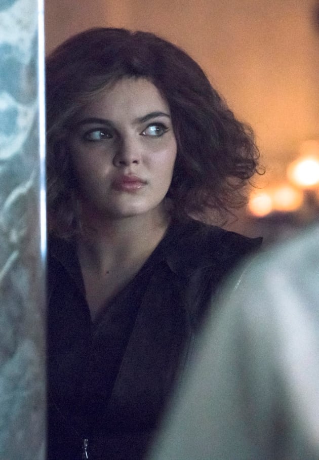 On the Edge - Gotham Season 5 Episode 3